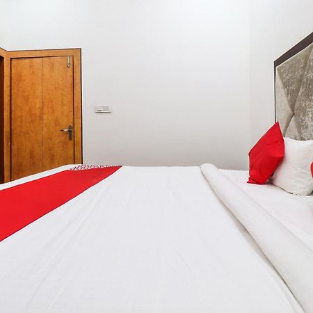 Hotel O Taj Royal Tājganj Екстериор снимка