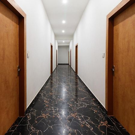 Hotel O Taj Royal Tājganj Екстериор снимка