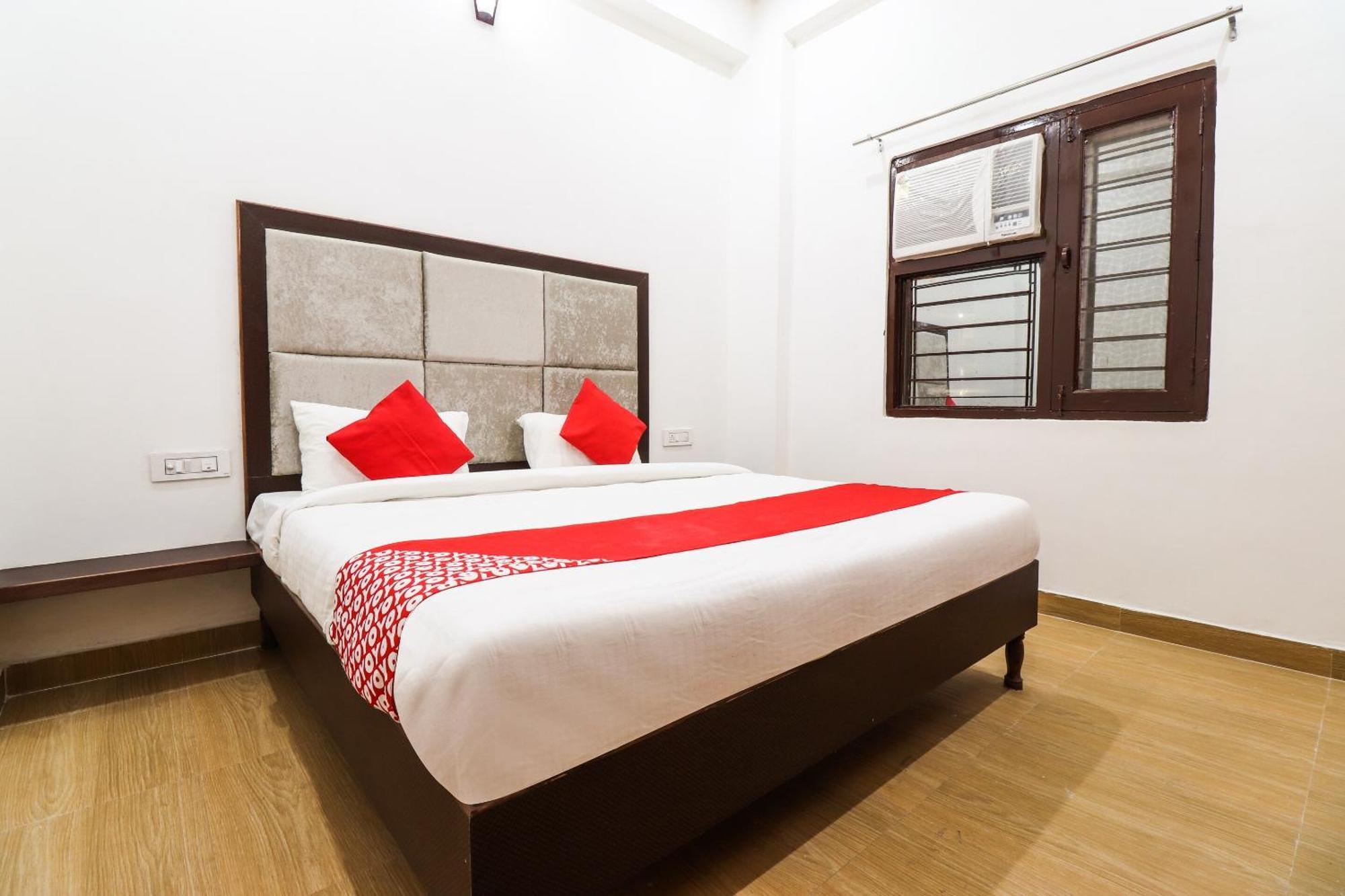 Hotel O Taj Royal Tājganj Екстериор снимка