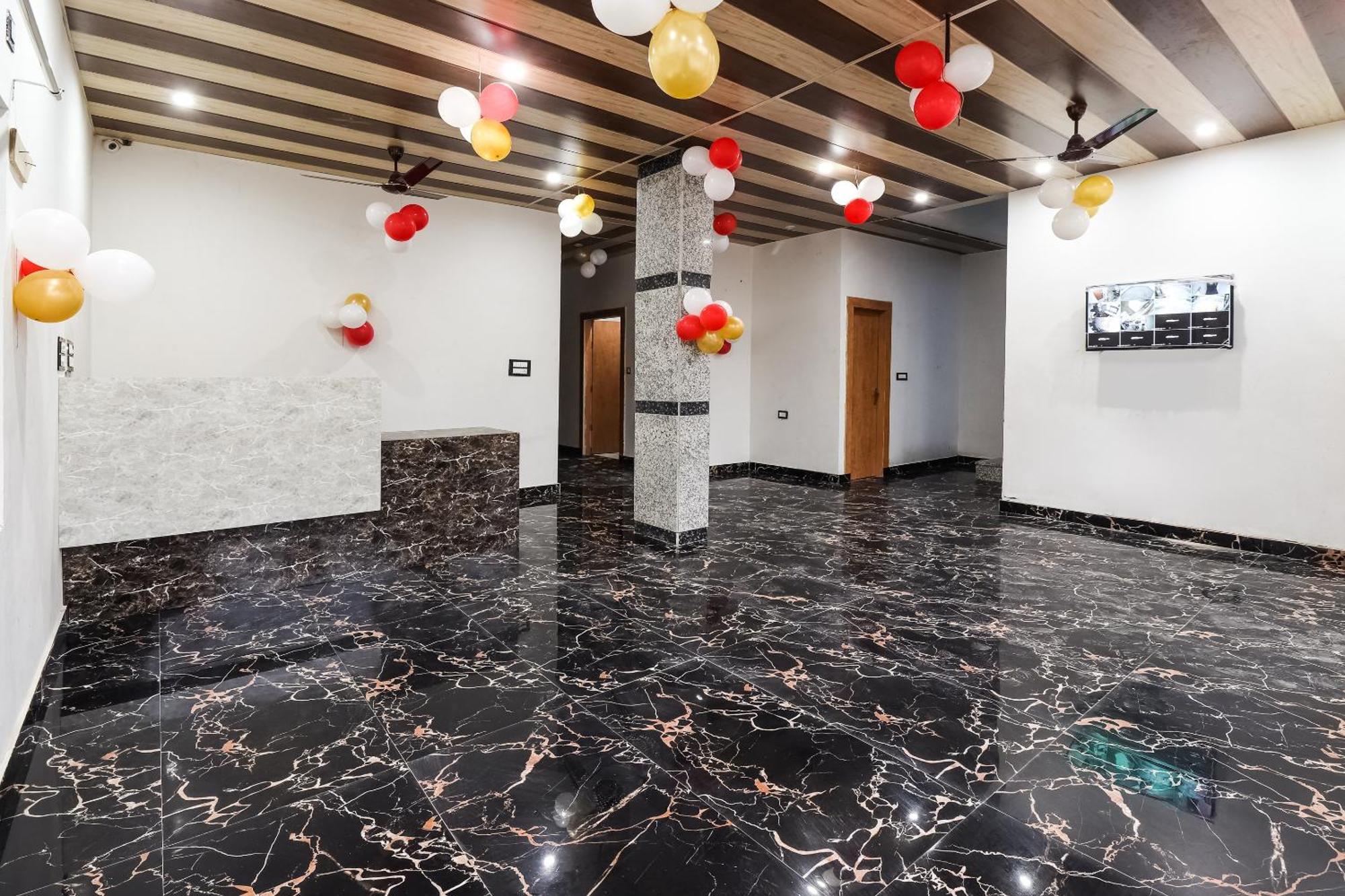 Hotel O Taj Royal Tājganj Екстериор снимка